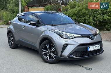 Внедорожник / Кроссовер Toyota C-HR 2019 в Киеве