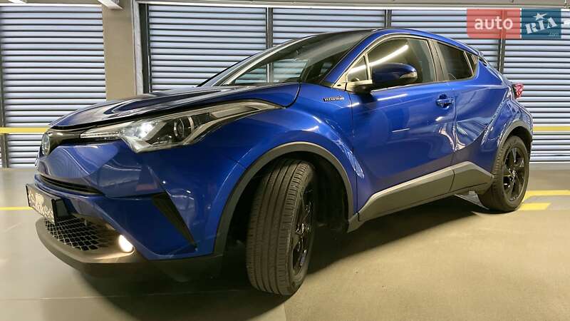 Позашляховик / Кросовер Toyota C-HR 2018 в Вінниці