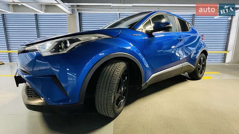 Позашляховик / Кросовер Toyota C-HR 2018 в Вінниці
