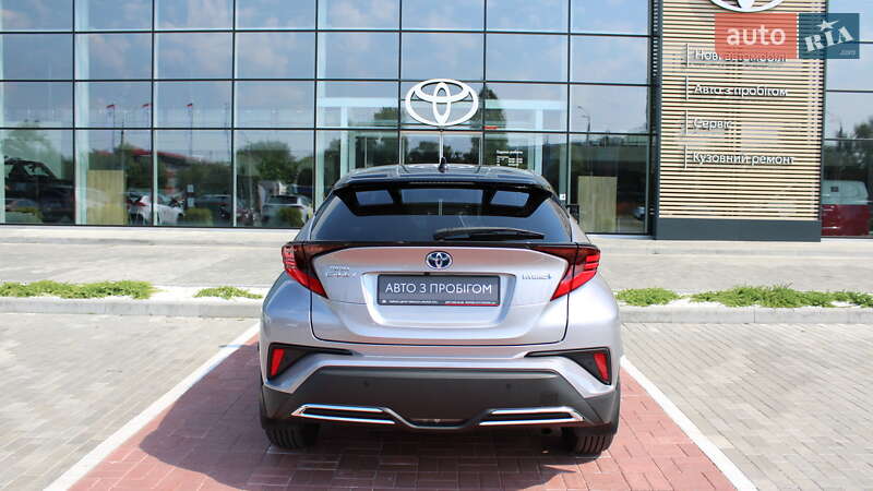 Позашляховик / Кросовер Toyota C-HR 2020 в Черкасах