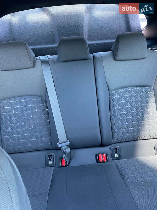 Позашляховик / Кросовер Toyota C-HR 2020 в Києві