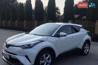Позашляховик / Кросовер Toyota C-HR 2019 в Дніпрі