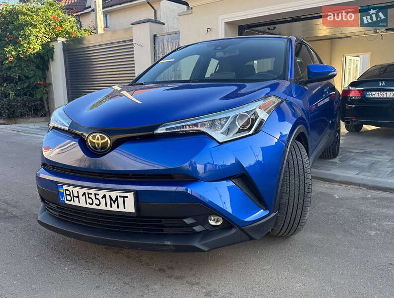 Позашляховик / Кросовер Toyota C-HR 2018 в Одесі фото 6 Позашляховик / Кросовер Toyota C-HR 2018 в Одесі