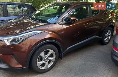 Позашляховик / Кросовер Toyota C-HR 2018 в  Позашляховик / Кросовер Toyota C-HR 2018 в
