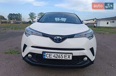 Внедорожник / Кроссовер Toyota C-HR 2018 в 