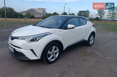 Внедорожник / Кроссовер Toyota C-HR 2018 в Ивано-Франковске