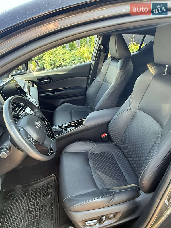 Внедорожник / Кроссовер Toyota C-HR 2022 в Киеве фото 7 Внедорожник / Кроссовер Toyota C-HR 2022 в Киеве