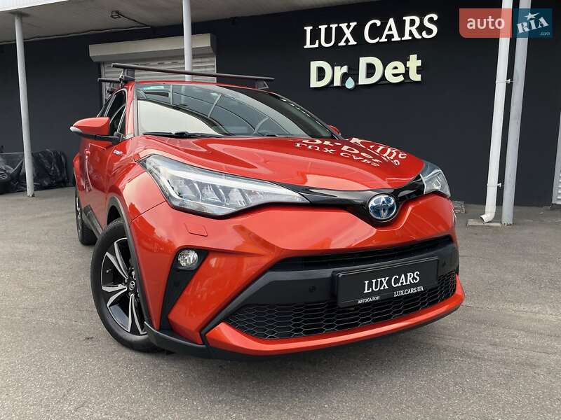 Позашляховик / Кросовер Toyota C-HR 2020 в Києві фото 25 Позашляховик / Кросовер Toyota C-HR 2020 в Києві