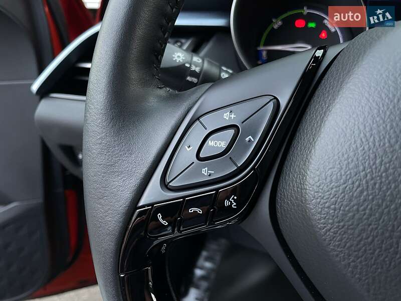 Позашляховик / Кросовер Toyota C-HR 2020 в Києві фото 52 Позашляховик / Кросовер Toyota C-HR 2020 в Києві