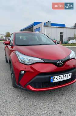 Позашляховик / Кросовер Toyota C-HR 2020 в Рівному