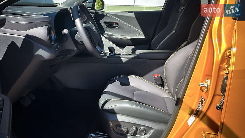 Внедорожник / Кроссовер Toyota C-HR 2024 в Черновцах фото 14 Внедорожник / Кроссовер Toyota C-HR 2024 в Черновцах