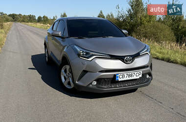 Внедорожник / Кроссовер Toyota C-HR 2018 в Чернигове