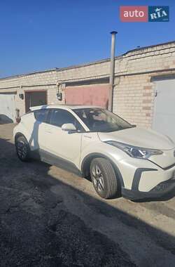 Внедорожник / Кроссовер Toyota C-HR 2020 в Запорожье