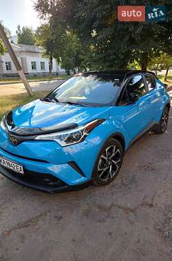 Внедорожник / Кроссовер Toyota C-HR 2019 в Зенькове
