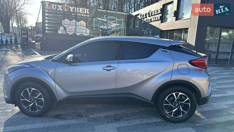 Toyota C-HR 2017