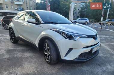 Позашляховик / Кросовер Toyota C-HR 2018 в Хмельницькому