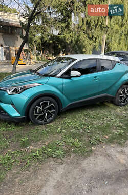Внедорожник / Кроссовер Toyota C-HR 2018 в Тернополе
