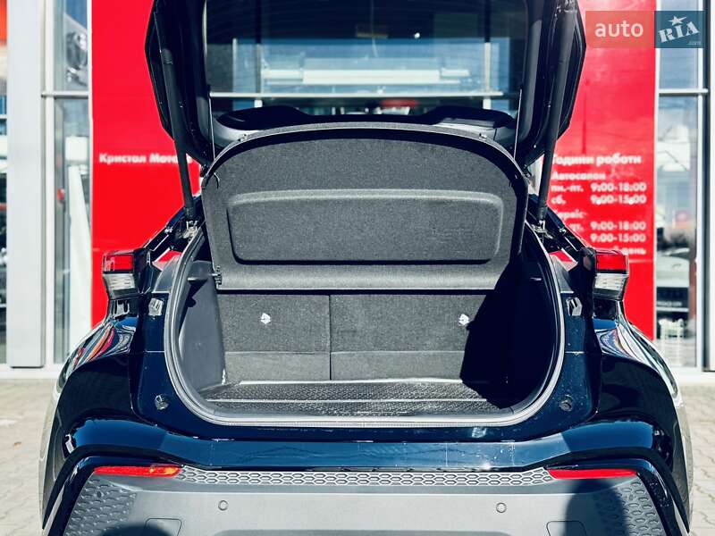 Внедорожник / Кроссовер Toyota C-HR 2024 в Тернополе