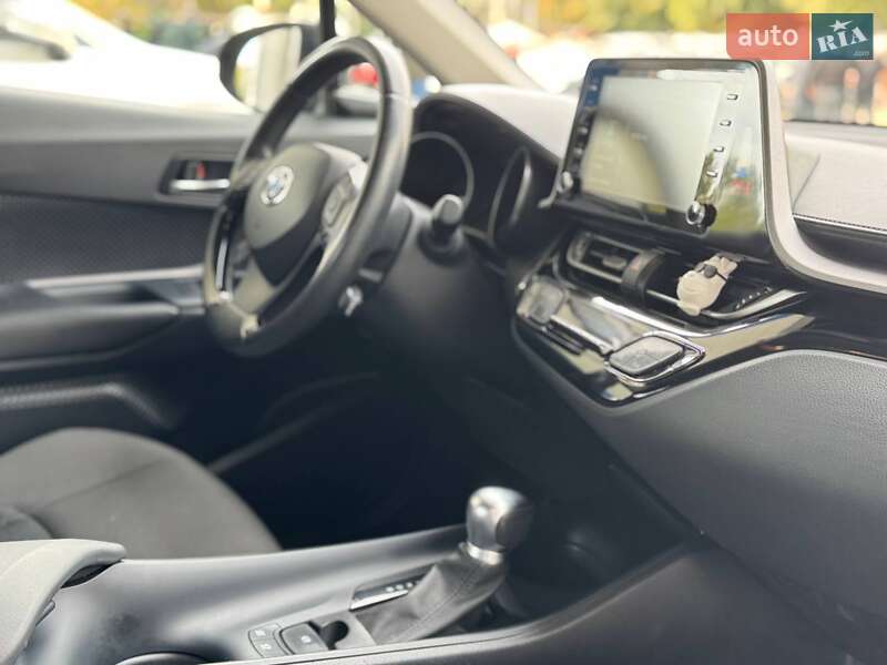 Позашляховик / Кросовер Toyota C-HR 2020 в Одесі