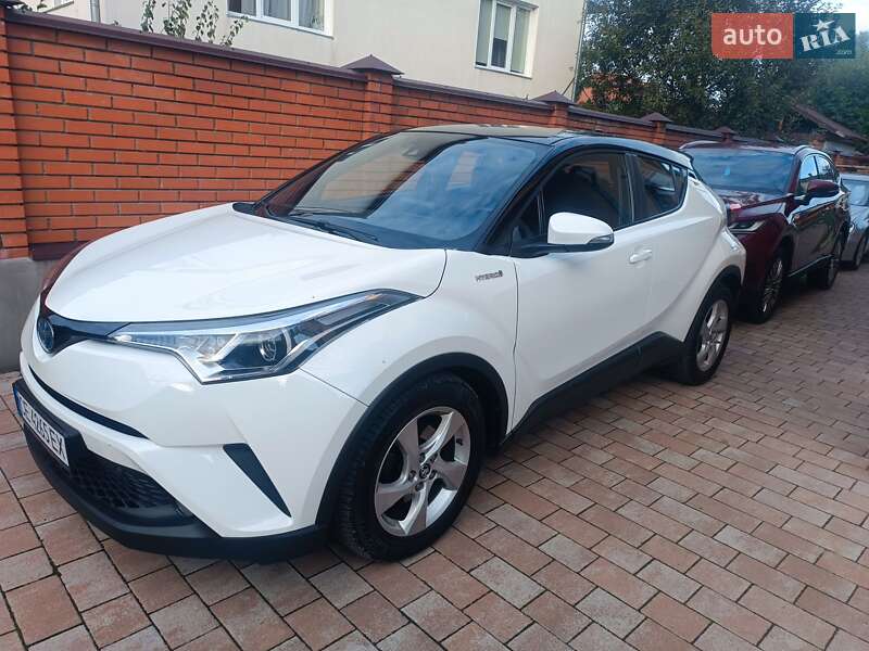 Позашляховик / Кросовер Toyota C-HR 2018 в Івано-Франківську фото 6 Позашляховик / Кросовер Toyota C-HR 2018 в Івано-Франківську