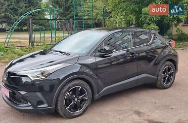 Позашляховик / Кросовер Toyota C-HR 2019 в Житомирі