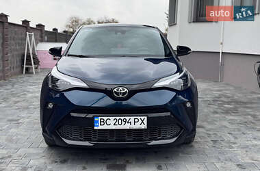 Внедорожник / Кроссовер Toyota C-HR 2023 в Ровно