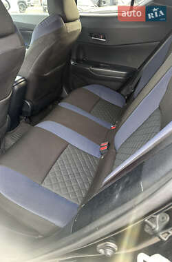 Внедорожник / Кроссовер Toyota C-HR 2020 в Киеве