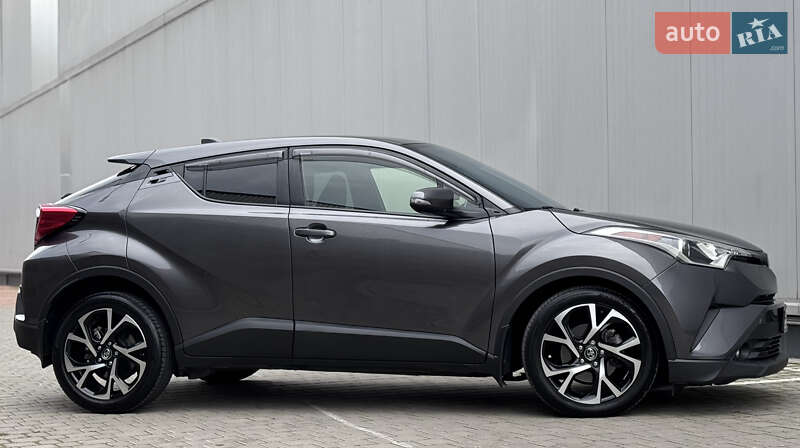 Позашляховик / Кросовер Toyota C-HR 2019 в Одесі