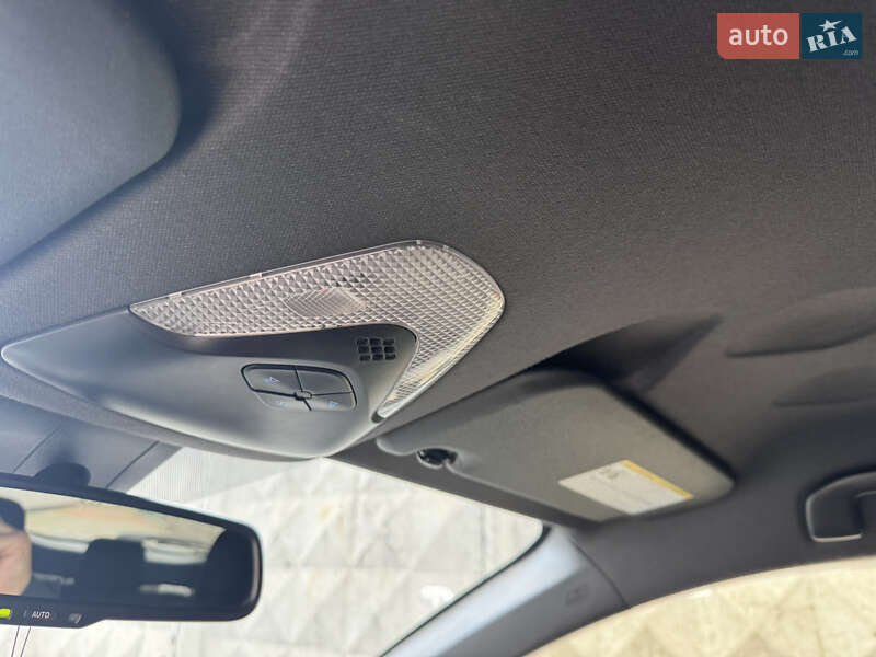 Позашляховик / Кросовер Toyota C-HR 2019 в Одесі