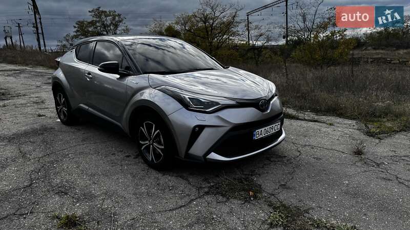 Внедорожник / Кроссовер Toyota C-HR 2019 в Кропивницком