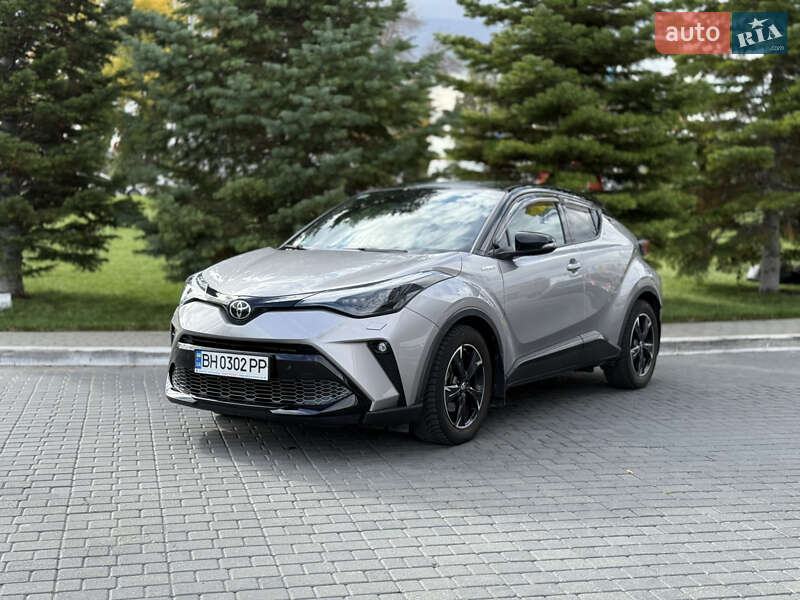 Toyota C-HR 2021 Toyota C-HR 2021