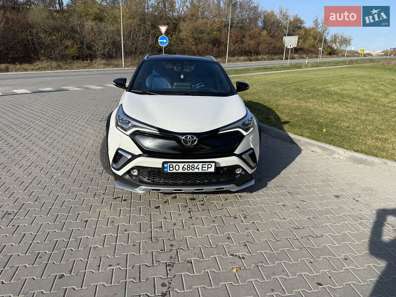Toyota C-HR 2016 Toyota C-HR 2016