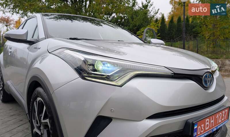 Внедорожник / Кроссовер Toyota C-HR 2019 в Киеве фото 8 Внедорожник / Кроссовер Toyota C-HR 2019 в Киеве