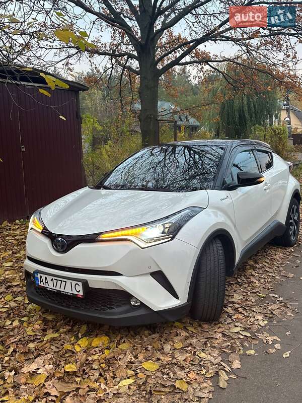 Toyota C-HR 2019 Toyota C-HR 2019