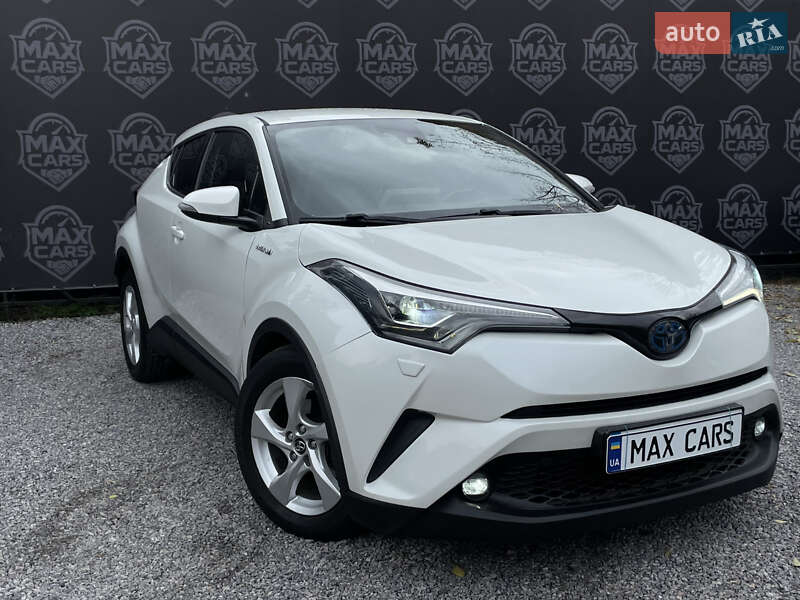 Внедорожник / Кроссовер Toyota C-HR 2018 в Киеве