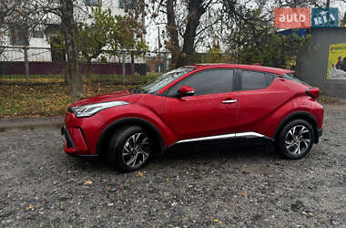 Позашляховик / Кросовер Toyota C-HR 2020 в Валках