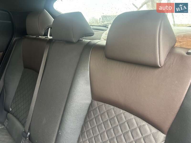 Внедорожник / Кроссовер Toyota C-HR 2016 в Львове