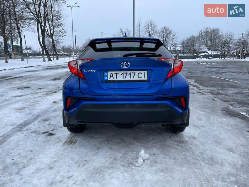 Внедорожник / Кроссовер Toyota C-HR 2018 в Коломые