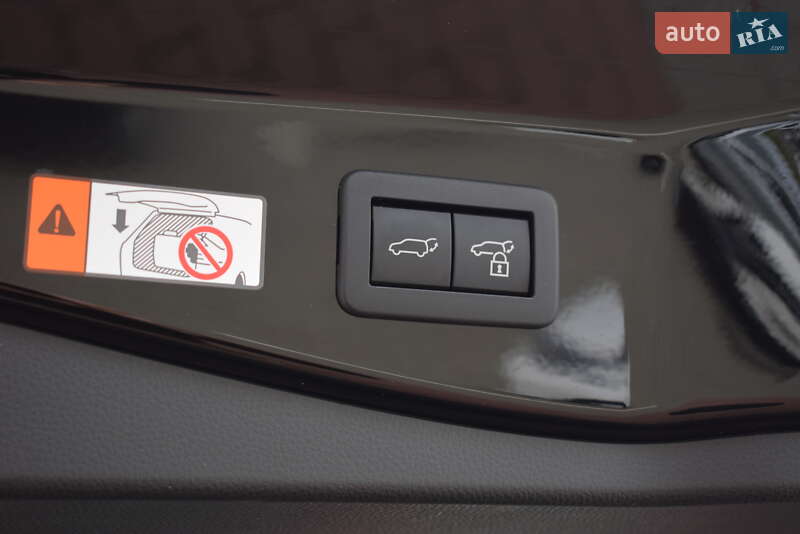 Внедорожник / Кроссовер Toyota C-HR 2023 в Житомире