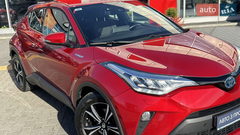 Позашляховик / Кросовер Toyota C-HR 2021 в Івано-Франківську