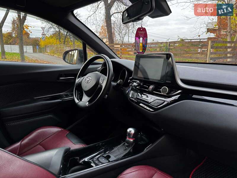 Внедорожник / Кроссовер Toyota C-HR 2019 в Киеве фото 30 Внедорожник / Кроссовер Toyota C-HR 2019 в Киеве