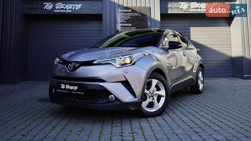 Внедорожник / Кроссовер Toyota C-HR 2017 в Львове фото 10 Внедорожник / Кроссовер Toyota C-HR 2017 в Львове
