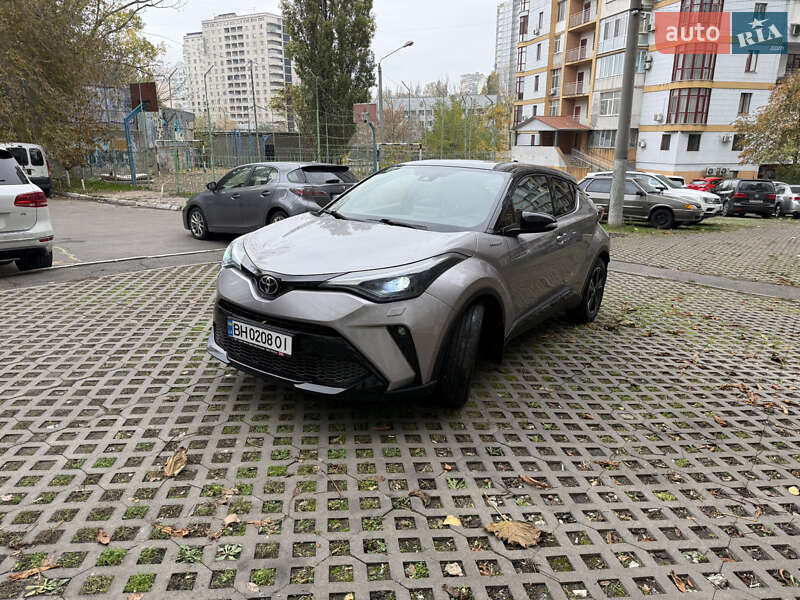 Внедорожник / Кроссовер Toyota C-HR 2021 в Одессе фото 4 Внедорожник / Кроссовер Toyota C-HR 2021 в Одессе