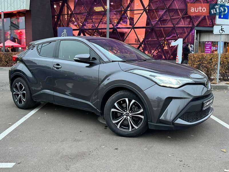 Toyota C-HR 2019