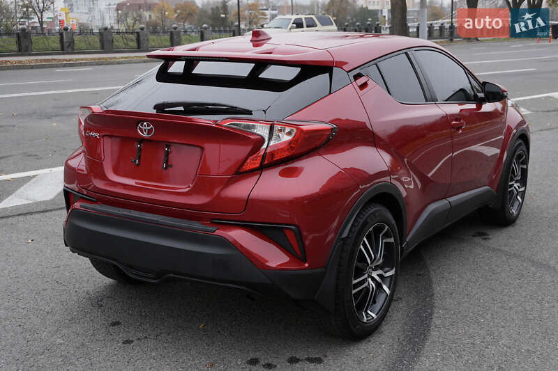 Позашляховик / Кросовер Toyota C-HR 2020 в Харкові