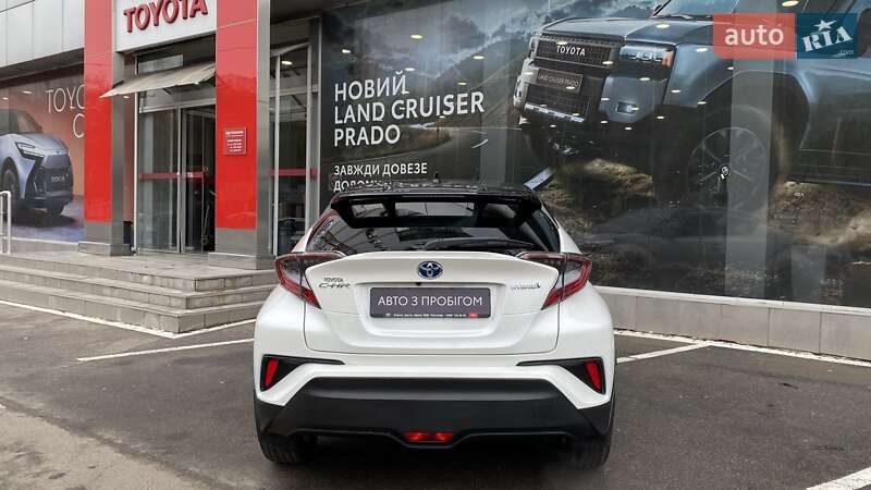 Внедорожник / Кроссовер Toyota C-HR 2018 в Одессе фото 4 Внедорожник / Кроссовер Toyota C-HR 2018 в Одессе