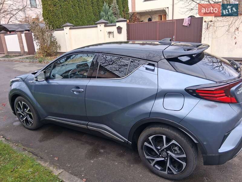Внедорожник / Кроссовер Toyota C-HR 2020 в Львове