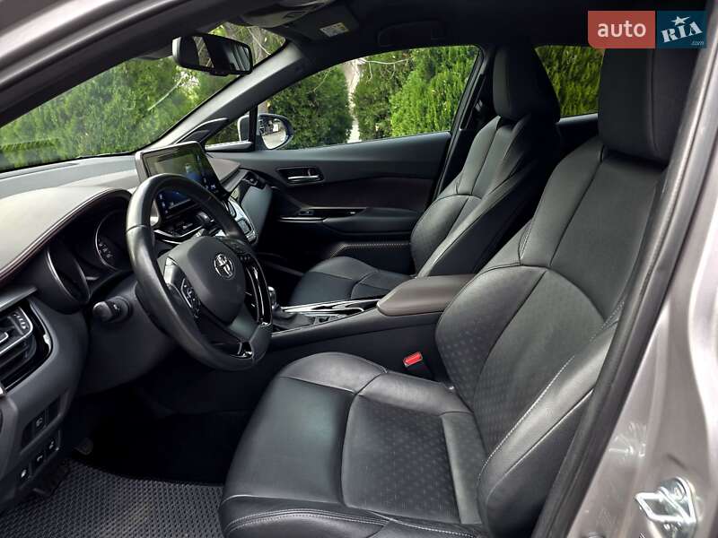 Внедорожник / Кроссовер Toyota C-HR 2019 в Одессе