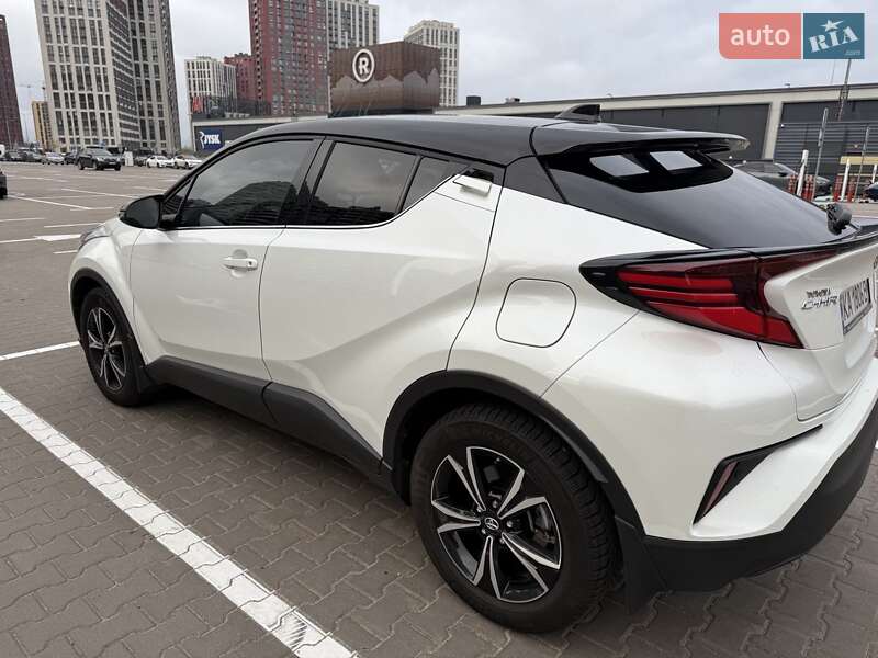 Внедорожник / Кроссовер Toyota C-HR 2021 в Киеве фото 2 Внедорожник / Кроссовер Toyota C-HR 2021 в Киеве