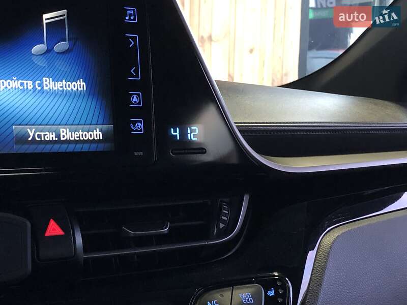 Внедорожник / Кроссовер Toyota C-HR 2018 в Виннице